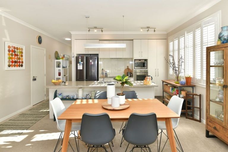 Photo of property in 54 Landmark Terrace, Orewa, 0931