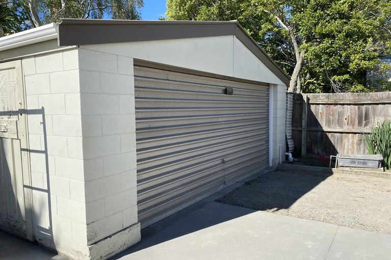 Photo of property in 8 Renwick Place, Hillmorton, Christchurch, 8025