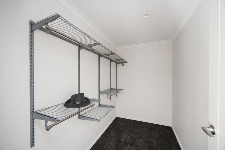 Photo of property in 166b Bridge Street, Bulls, 4818