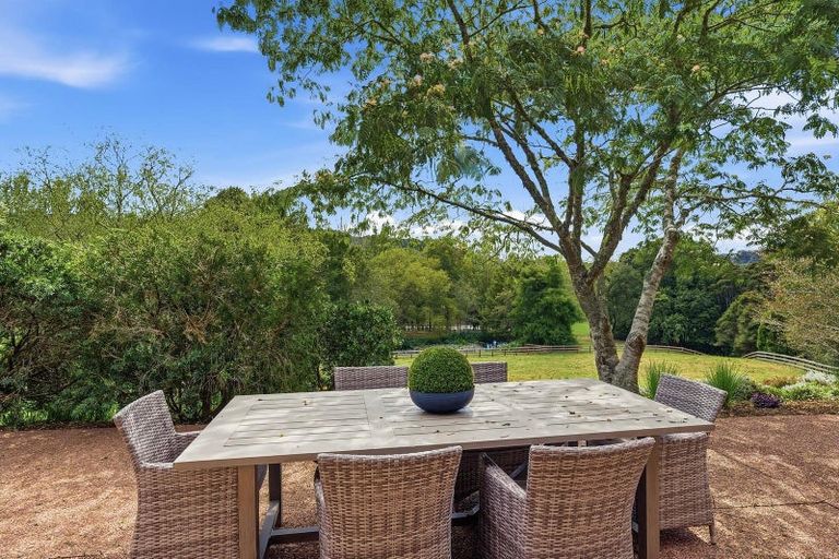 Photo of property in 39 Robinson Road, Whitianga, 3510