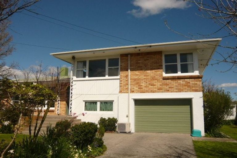 Photo of property in 3 Garnett Avenue, Forest Lake, Hamilton, 3200