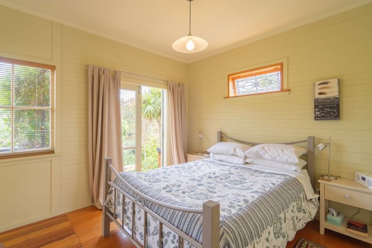 Photo of property in 25 Tennis Court Road, Raumati South, Paraparaumu, 5032