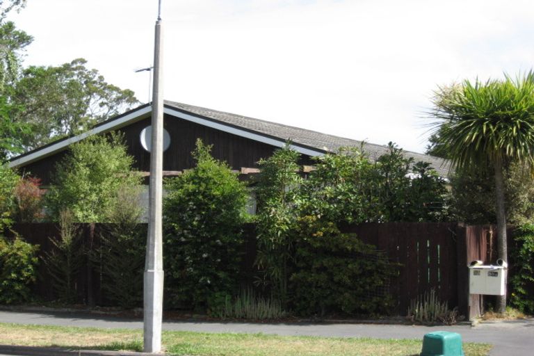 Photo of property in 55 Kent Lodge Avenue, Avonhead, Christchurch, 8042
