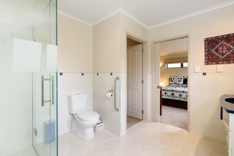 Photo of property in 13 Dowman Place, Te Puke, 3119