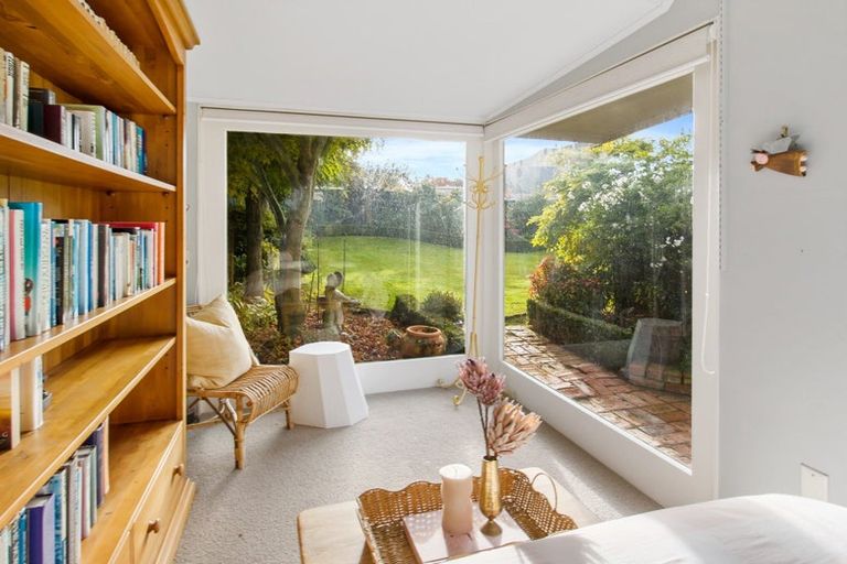 Photo of property in 6 Te Weka Street, Maori Hill, Timaru, 7910