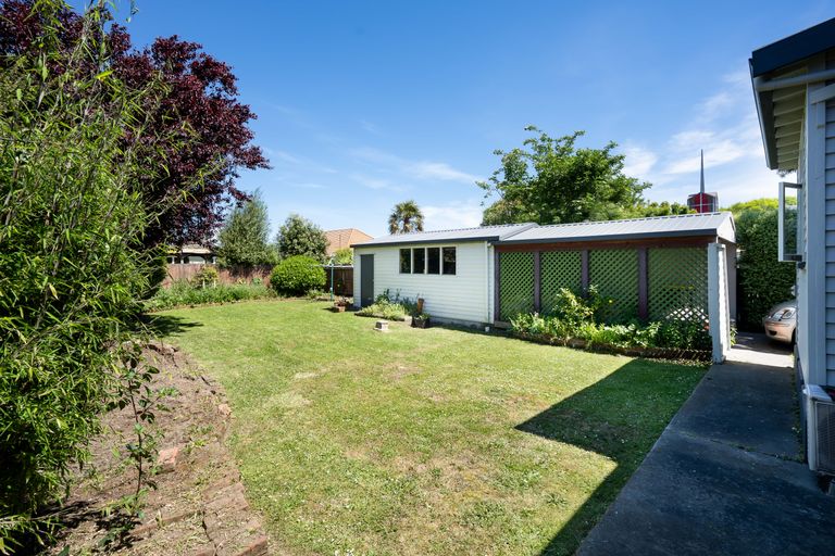 Photo of property in 14 Roxburgh Street, Sydenham, Christchurch, 8023