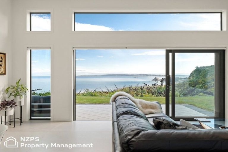 Photo of property in 49 Highgrove, Saint Clair, Dunedin, 9012