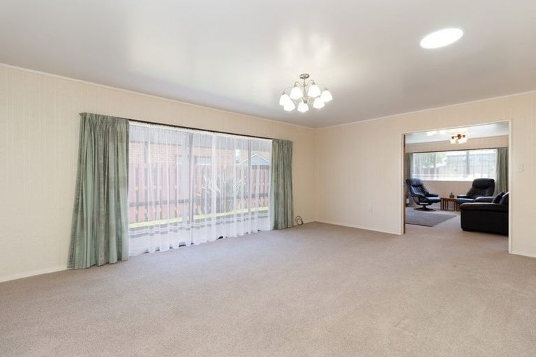 Photo of property in 8 Oak Place, Whakatane, 3120