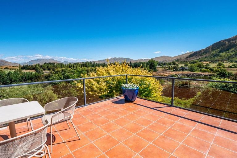 Photo of property in 5 Cotter Avenue, Arrowtown, 9302