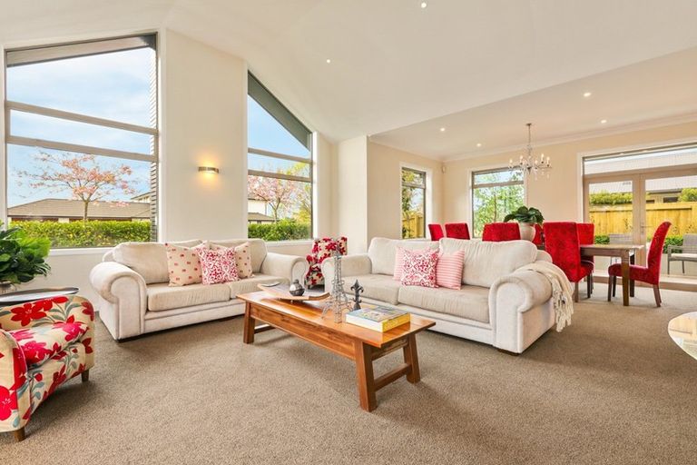 Photo of property in 1 Bancroft Place, Parklands, Christchurch, 8083