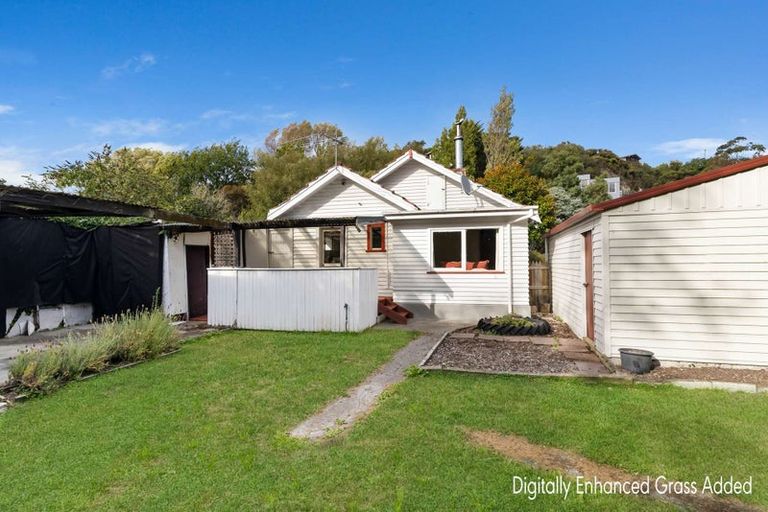 Photo of property in 209 Centaurus Road, Saint Martins, Christchurch, 8022