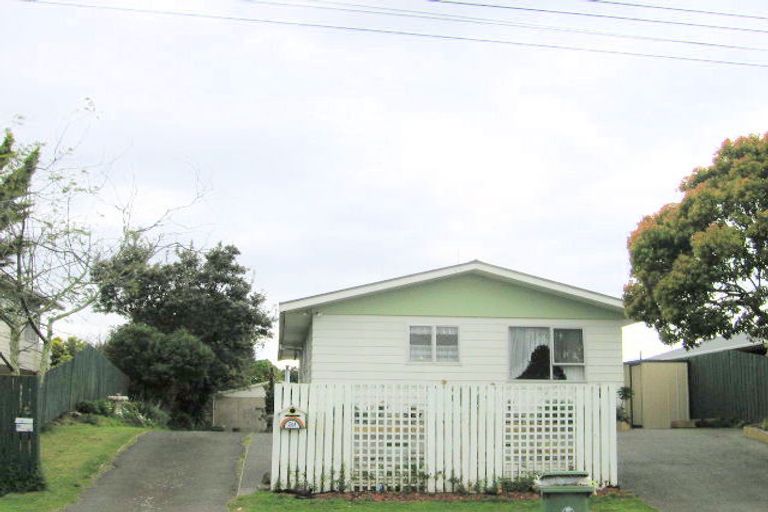 Photo of property in 241a Dickson Road, Papamoa Beach, Papamoa, 3118