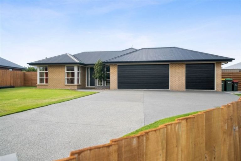 Photo of property in 5 Binyon Place, Rolleston, 7614