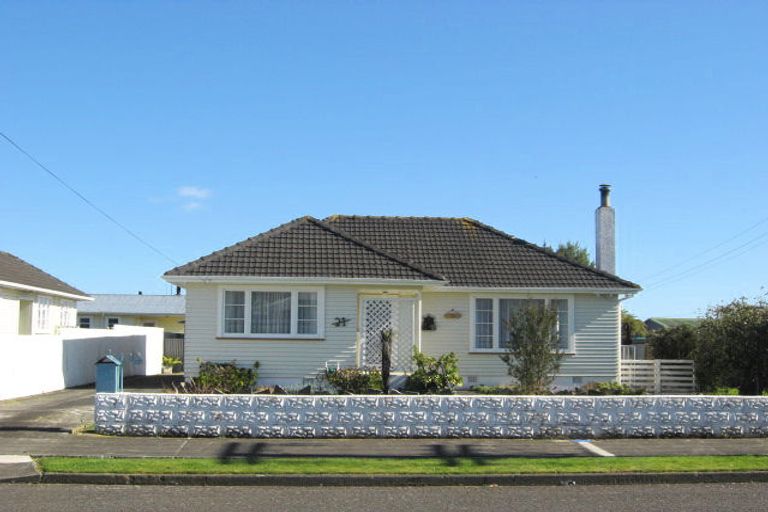 Photo of property in 21 Maire Street, Levin, 5510