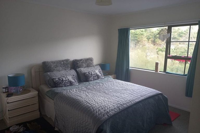 Photo of property in 12 Tralee Place, Johnsonville, Wellington, 6037