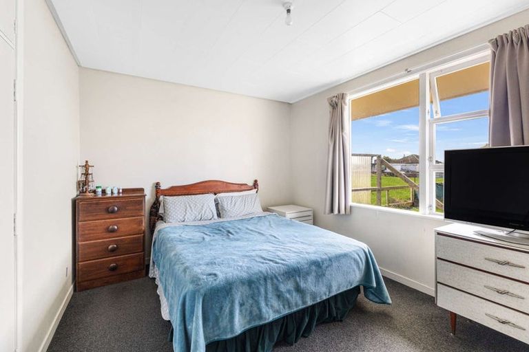 Photo of property in 452 Ohangai Road, Hawera, 4672