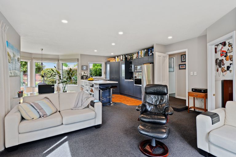 Photo of property in 19 Harrods Court, Ilam, Christchurch, 8053