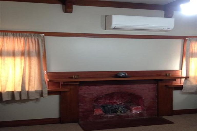 Photo of property in 67 Margan Avenue, New Lynn, Auckland, 0600