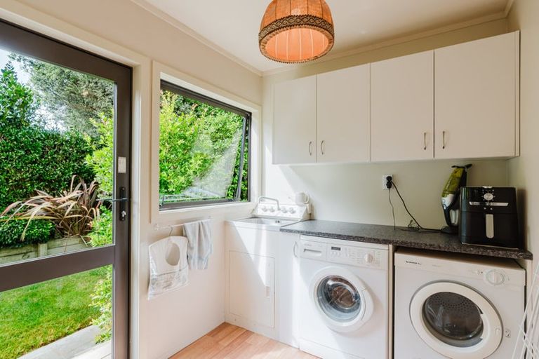 Photo of property in 135a Lake Crescent, Hamilton Lake, Hamilton, 3204