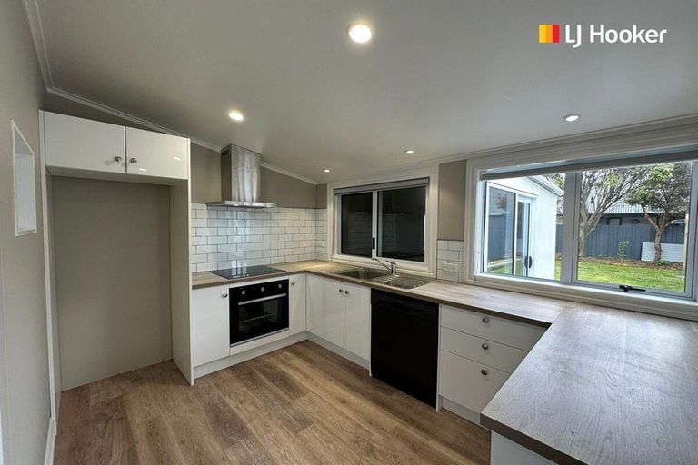 Photo of property in 174 Melbourne Street, South Dunedin, Dunedin, 9012