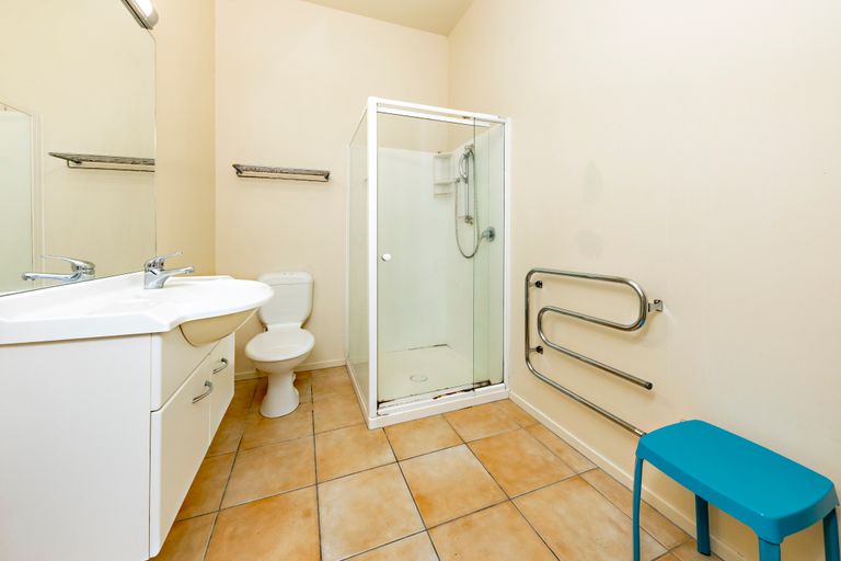 Photo of property in 5v Dryden Place, Mount Wellington, Auckland, 1051