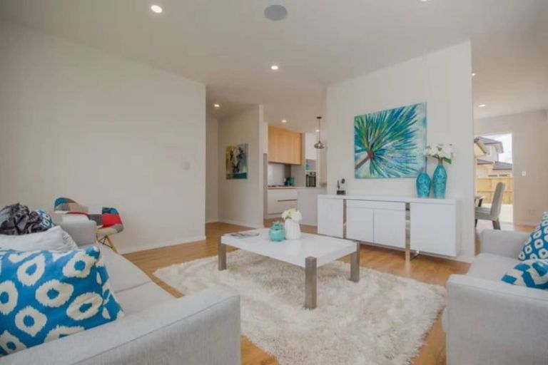 Photo of property in 15 Camp X Place, Whenuapai, Auckland, 0618