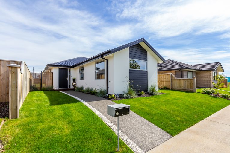 Photo of property in 56 Gillman Place, Pegasus, 7612