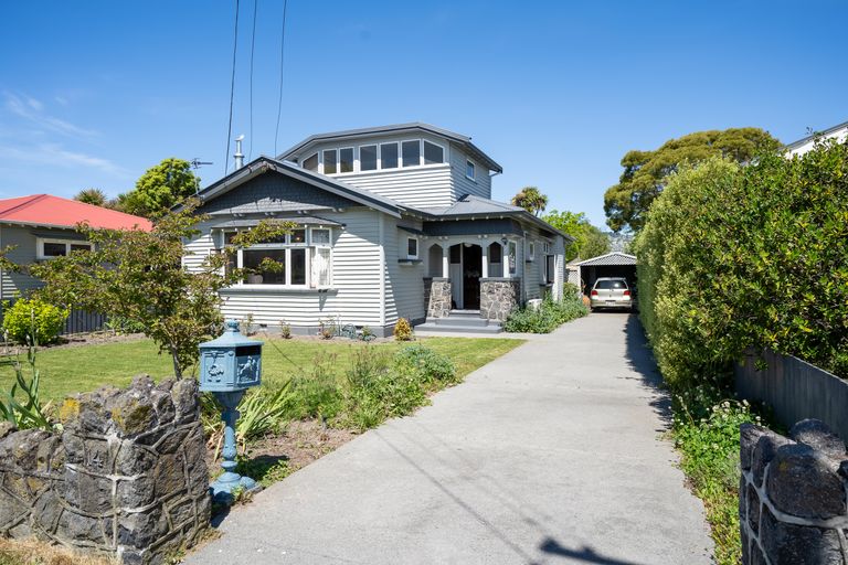 Photo of property in 14 Roxburgh Street, Sydenham, Christchurch, 8023