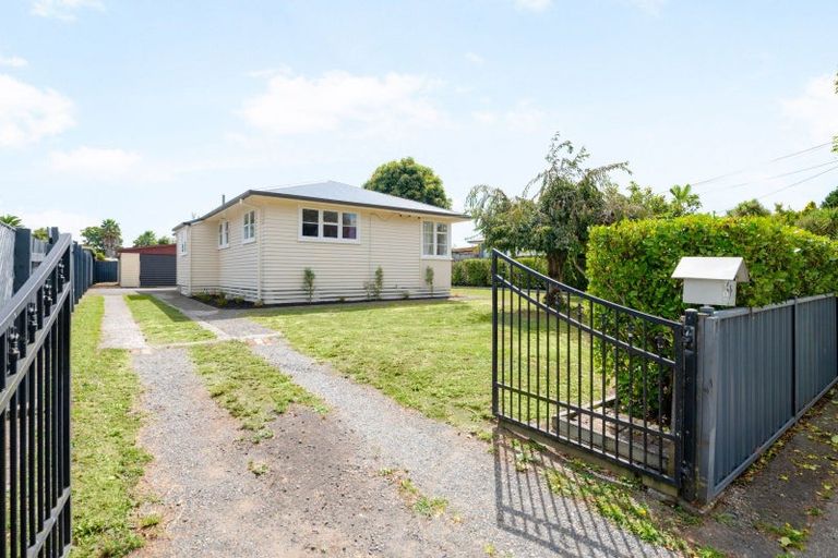 Photo of property in 9 Coleridge Drive, Enderley, Hamilton, 3214