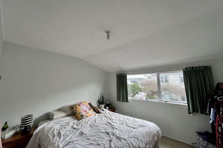 Photo of property in 44-52 Roxburgh Street, Mount Victoria, Wellington, 6011