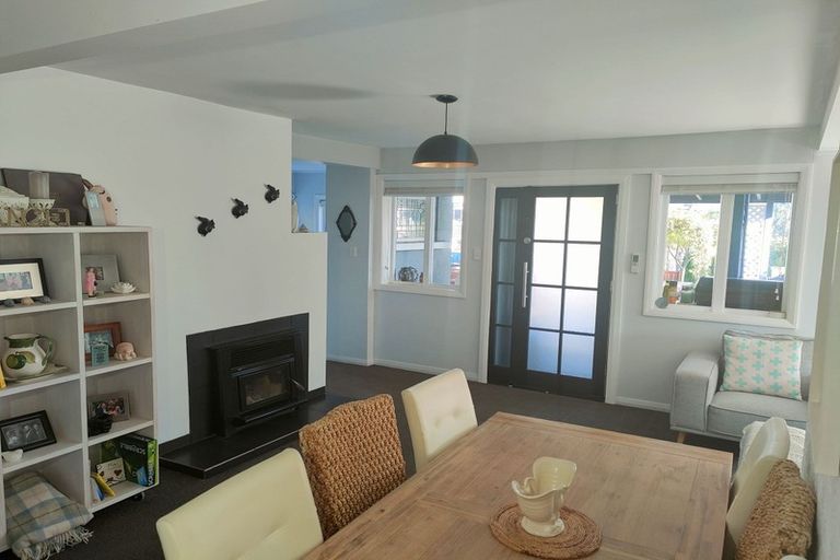 Photo of property in 22 Leicester Street, Picton, 7220