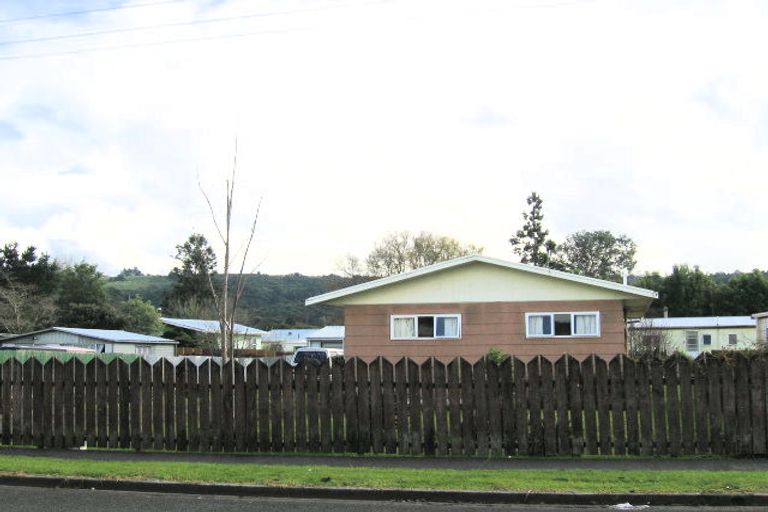 Photo of property in 11 Ranfurly Street, Moerewa, 0211