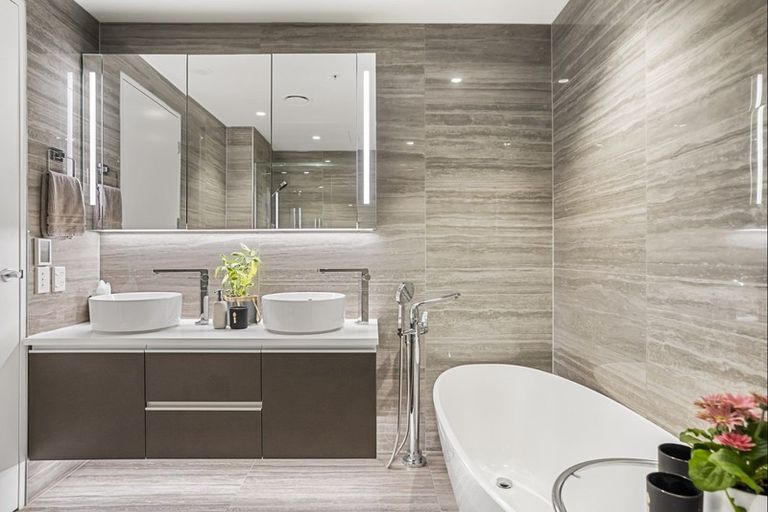 Photo of property in 203/585 Beach Road, Rothesay Bay, Auckland, 0630