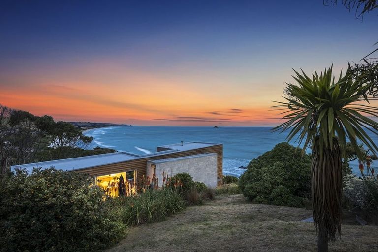 Photo of property in 932 Brighton Road, Brighton, Dunedin, 9035