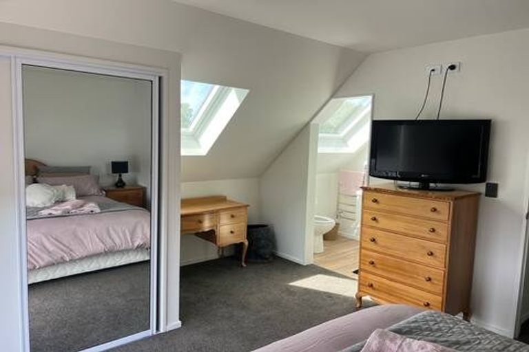 Photo of property in 17 Shearer Avenue, Papanui, Christchurch, 8052