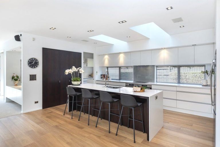 Photo of property in 26 Hartley Avenue, Strowan, Christchurch, 8052