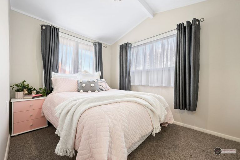 Photo of property in 136 Epuni Street, Epuni, Lower Hutt, 5011