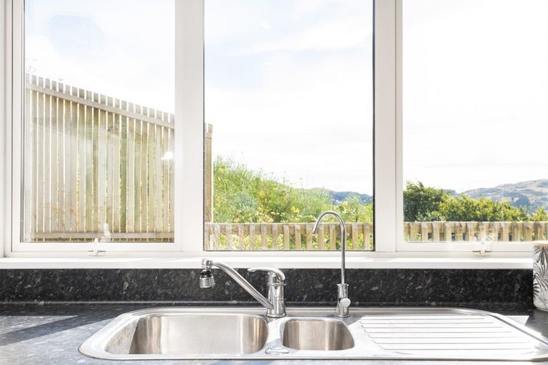 Photo of property in 195 Mark Avenue, Grenada Village, Wellington, 6037