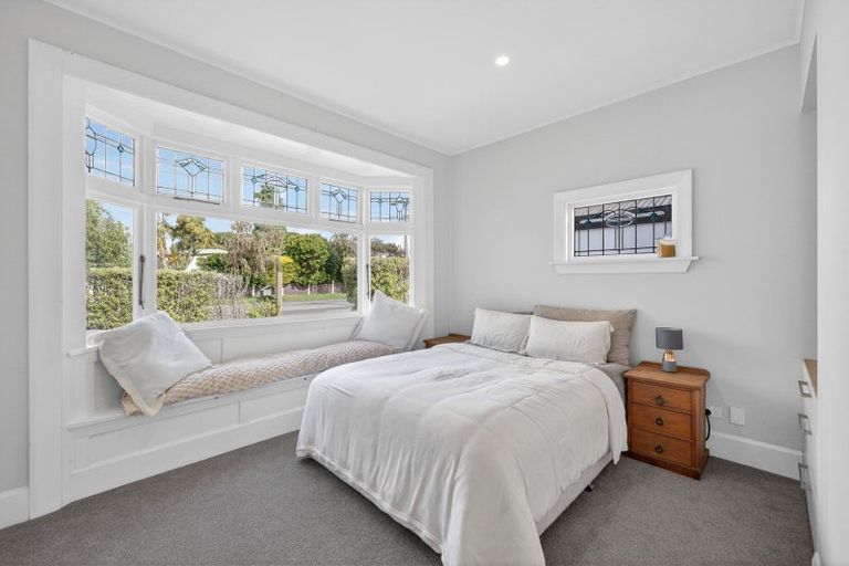 Photo of property in 13 Kowhai Terrace, Saint Martins, Christchurch, 8022