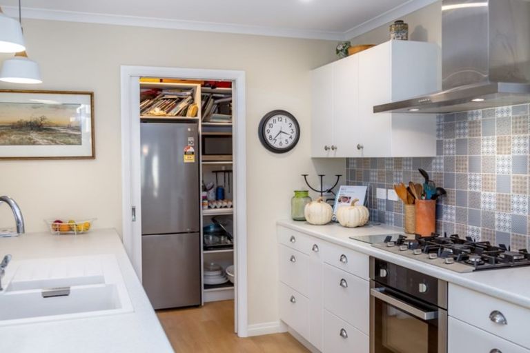 Photo of property in 14a Cotter Street, Greytown, 5712