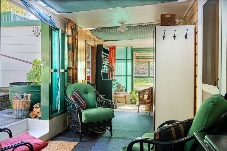 Photo of property in 87 Main Rd Havelock, Havelock, 7100