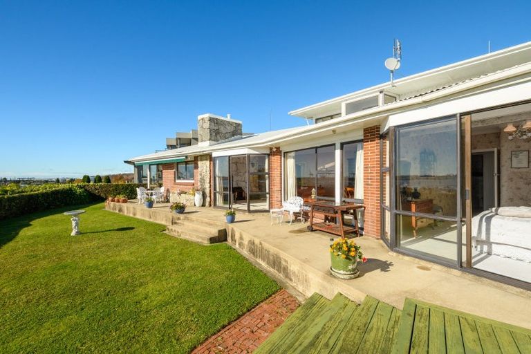 Photo of property in 10 Acklam Avenue, Otumoetai, Tauranga, 3110