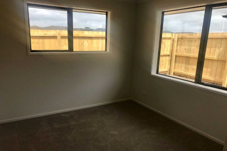 Photo of property in 27 Rainsford Road, Pukekohe, 2120