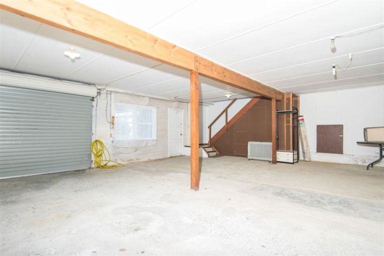 Photo of property in 23 Glen Alton Avenue, Paparangi, Wellington, 6037