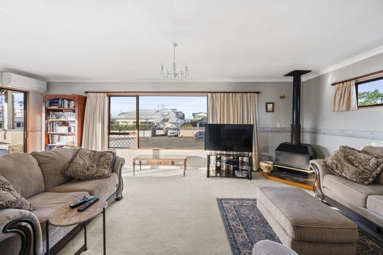 Photo of property in 150a Charles Street, Westshore, Napier, 4110