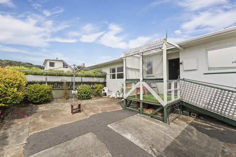 Photo of property in 2/1 Marsden Road, Stoke, Nelson, 7011