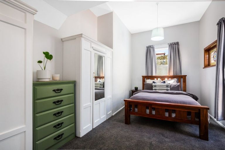 Photo of property in 29c North Terrace, Kelburn, Wellington, 6012