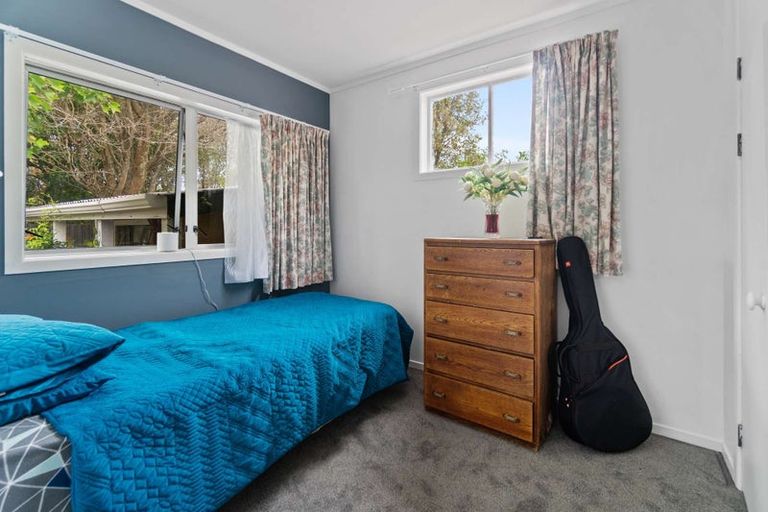 Photo of property in 19 Aorangi Road, Paraparaumu, 5032