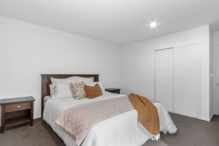 Photo of property in 137 Waimairi Road, Ilam, Christchurch, 8041