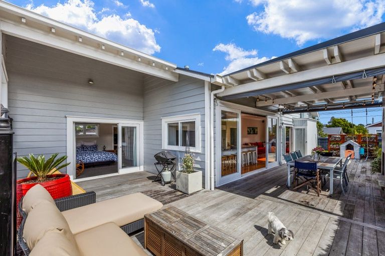 Photo of property in 25 Mahara Avenue, Manapouri, 9679